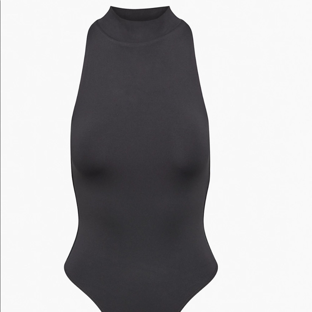 BABATON CONTOUR MOCK NECK TOP